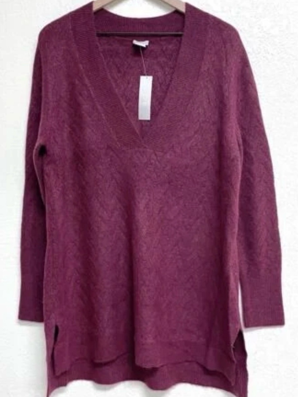 Chico’s Women’s V-Neck Long Sleeve Sweater - burgundy